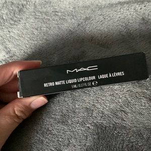 BRAND NEW: MAC RETRO MATTE LIQUID LIPCOLOUR - ESS-PRESSO